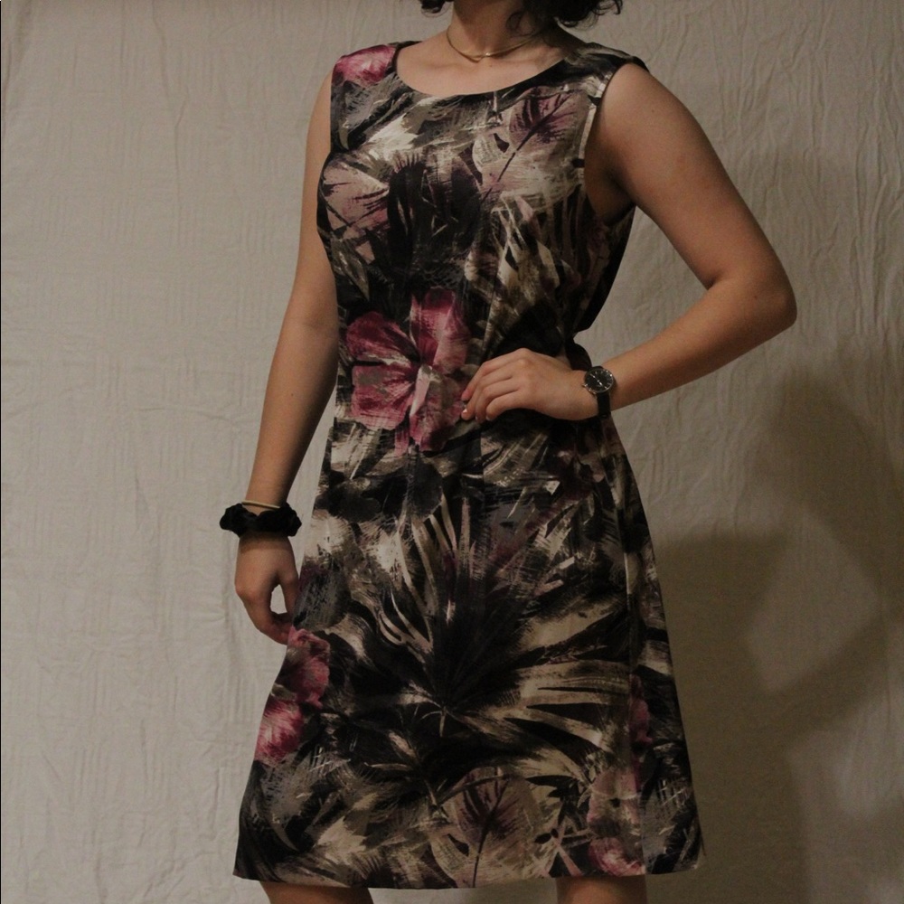 Floral connected apparel dress size 12